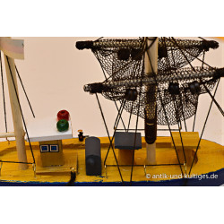 Fischkutter mit Netz - Holz - ca. 15 cm