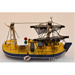 Fischkutter mit Netz - Holz - ca. 15 cm