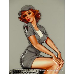 Blechschild Frau & Reifen Pin Up Girl